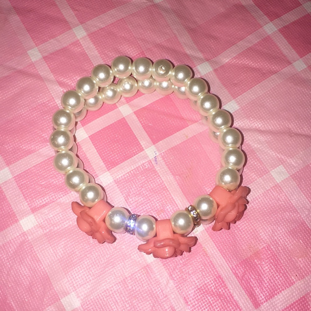 🎈SALE🎈🌷#7.”PEARLS & ROSES”🌷 - Picture 6 of 9